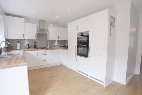 3 Attika Close, Newport Pagnell, MK16 9FN