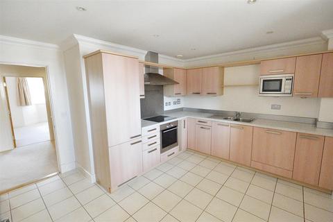 2 bedroom flat for sale, Compton Street, Eastbourne