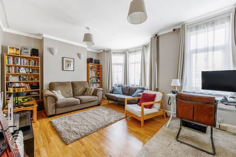 1 bedroom flat for sale, Milton Road, Hanwell, London, W7