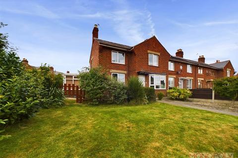 3 bedroom end of terrace house for sale, Plas Gwyn, Wrexham