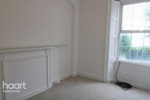 1 bedroom in a house share to rent, Beenland Place, East Street, Torquay