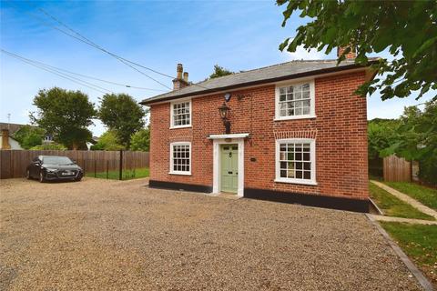 4 bedroom detached house to rent, The Causeway, Great Horkesley, Colchester, CO6