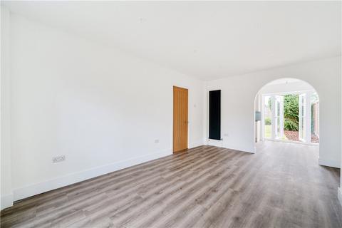 44 Ashley Drive, Twickenham, TW2 6HW