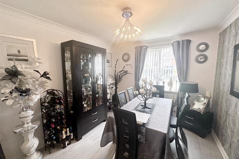 4 bedroom detached house for sale, Hollyoak Road, Streetly, Sutton Coldfield