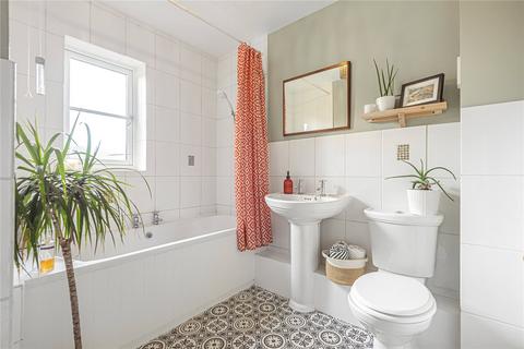 10 Idbury Close, Witney, OX28 5FE