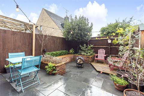10 Idbury Close, Witney, OX28 5FE