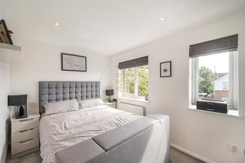 2 bedroom end of terrace house for sale, Brancaster Drive, Mill Hill, London, NW7