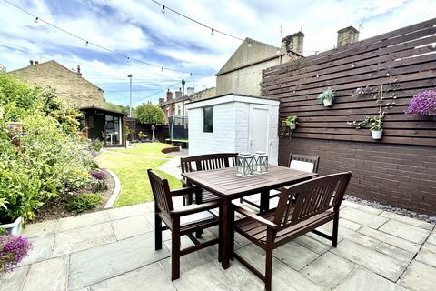 3 bedroom semi-detached house for sale, Vine Street, Cleckheaton, BD19