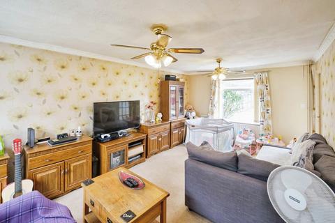 4 bedroom end of terrace house for sale, Arbor Way, Birmingham B37