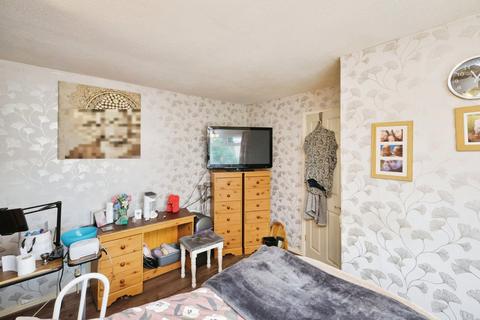 123 Arbor Way, Birmingham, B37 7LB
