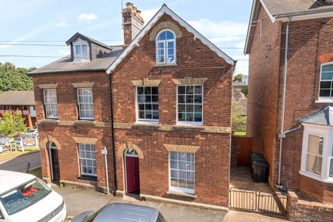 3 bedroom semi-detached house for sale, St Davids, Exeter