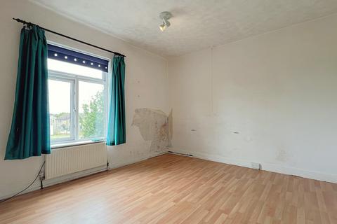 11 Albert Terrace, Oakenshaw, Bradford, BD12 7AX