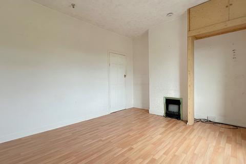 11 Albert Terrace, Oakenshaw, Bradford, BD12 7AX