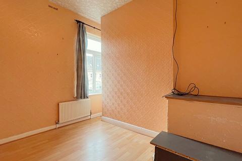 11 Albert Terrace, Oakenshaw, Bradford, BD12 7AX