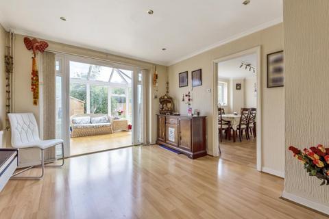 5 bedroom semi-detached house for sale, Aylesbury,  Oxfordshire,  HP21