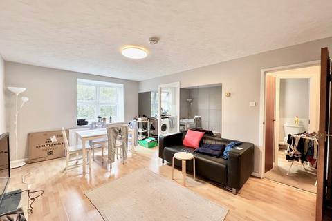 2 bedroom flat to rent, London NW1