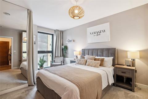 2 bedroom apartment for sale, Osiers Road, SW18