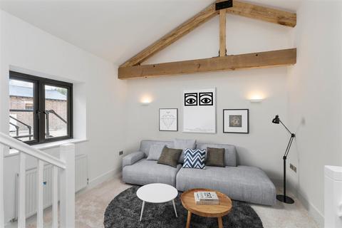 3 bedroom barn conversion for sale, 3 Kents Yard