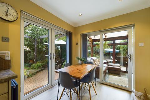 87 Cullen Square, South Ockendon, RM15 6AD