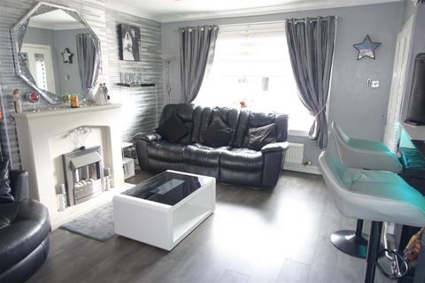 2 bedroom house for sale, Ochilview Road, Bo'ness