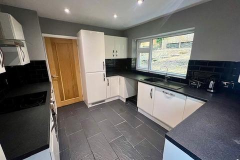 3 bedroom semi-detached house for sale, Lane Ends Green, Hipperholme HX3