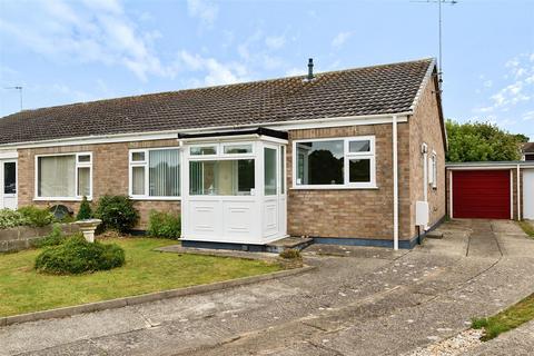 3 bedroom bungalow for sale, White Close, Bridport