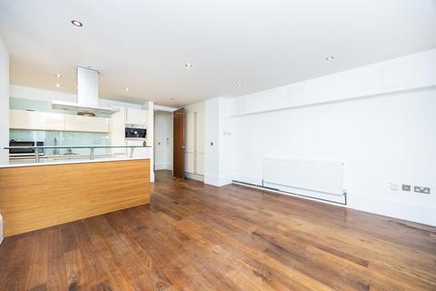 2 bedroom flat for sale, Lower Queens Road, Buckhurst Hill IG9