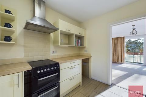 3 bedroom flat for sale, Callencroft Court, Newton, Swansea, SA3