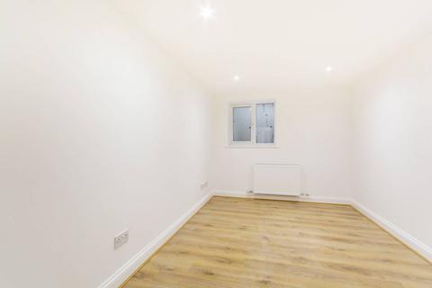 2 bedroom flat for sale, Eardley Road, Streatham, London, SW16