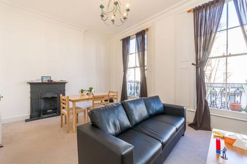 2 bedroom flat to rent, Belgrave Gardens, St John's Wood, London, NW8