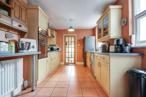 3 bedroom terraced house for sale, Gloster Road, Barnstaple EX32