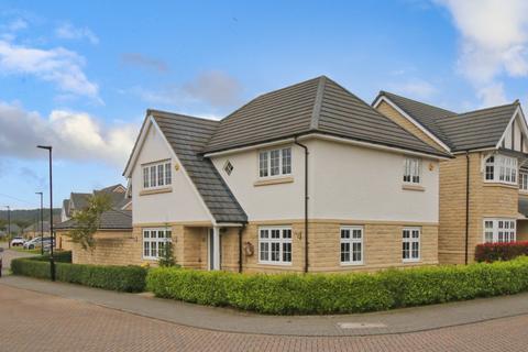 4 bedroom detached house for sale, Morris Close, Horsforth, Leeds, West Yorkshire, LS18