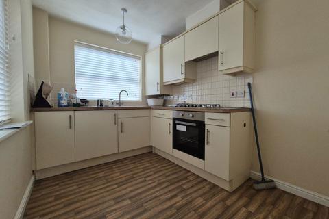 2 bedroom apartment to rent, Trefoil Gardens, Stourbridge