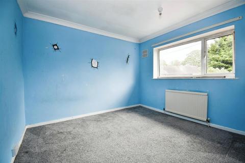 3 bedroom terraced house for sale, Dunmow Close, Hull