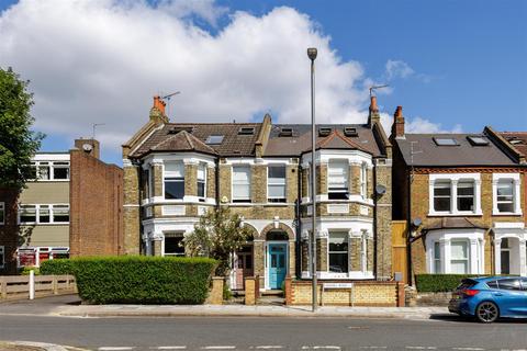 2 bedroom flat for sale, Oakhill Road, London