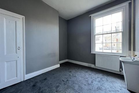 1 bedroom flat to rent, Eastborough, Scarborough