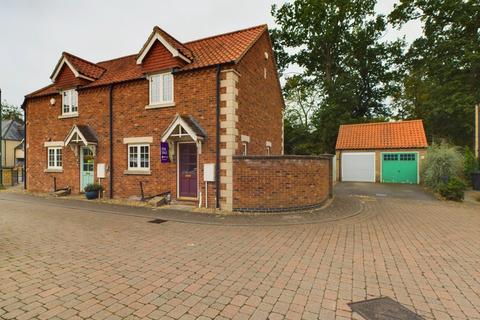 2 bedroom semi-detached house for sale, Muntjac Close, Peterborough PE3