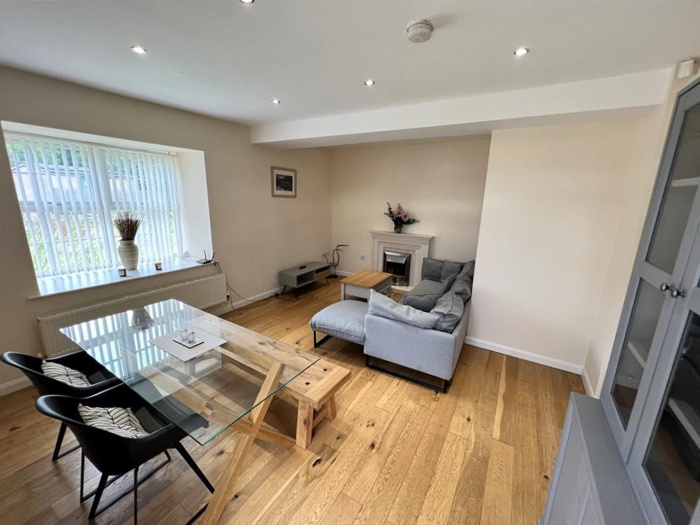 Open Plan Living/Dining Room