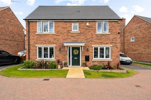 4 bedroom detached house for sale, Webb Drive, Castle Donington DE74