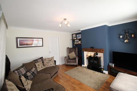 3 bedroom end of terrace house for sale, Canterbury Avenue, Hadrian Park, Wallsend