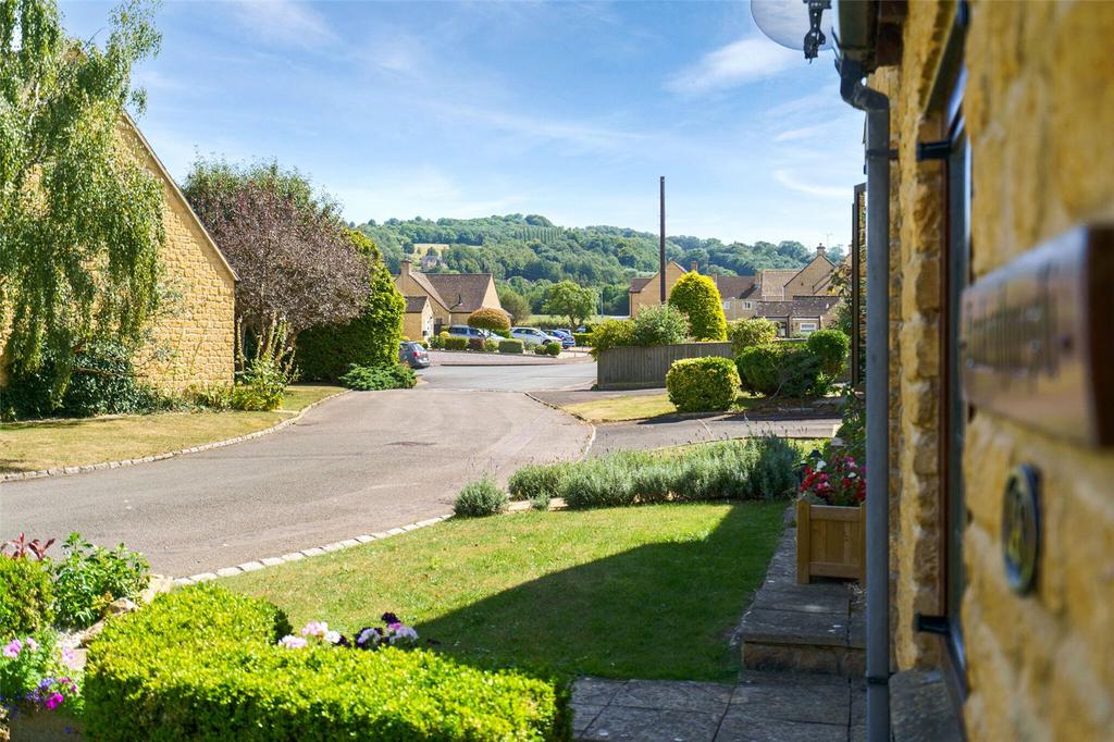 18 Field Lane