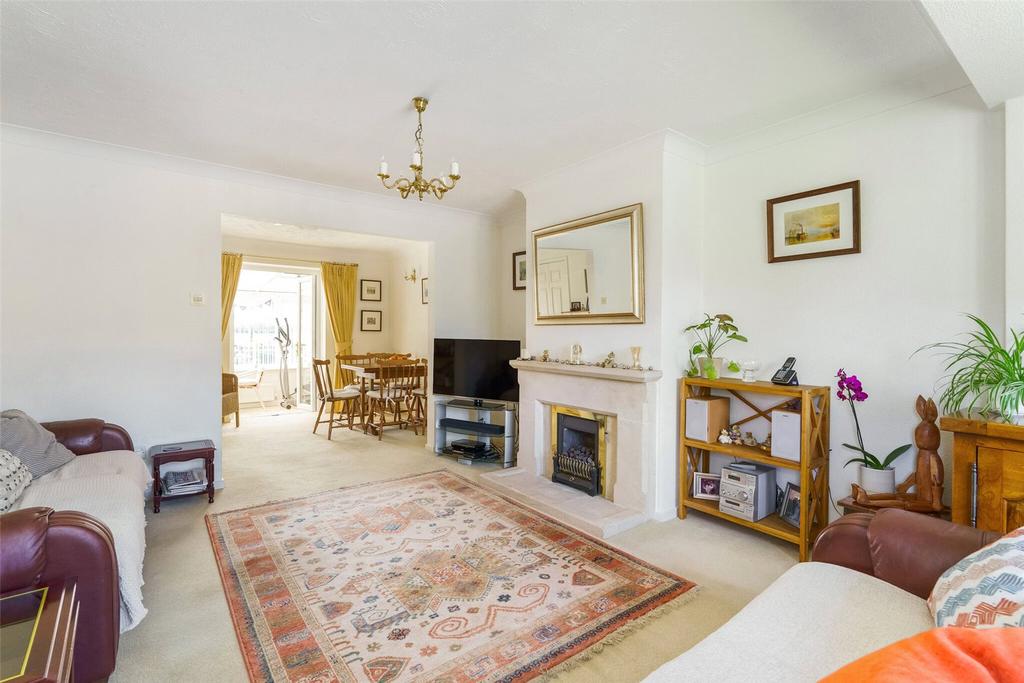 Sitting/Dining Room