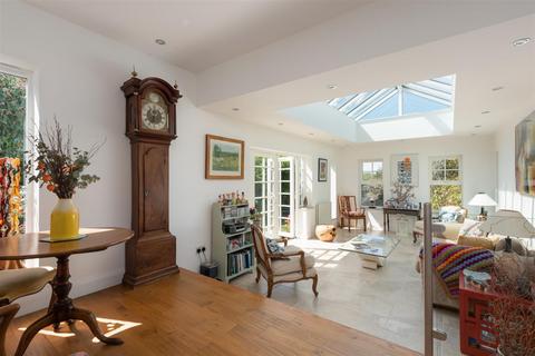 62 Castle Road, Whitstable, CT5 2EA