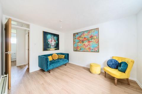 22 Lowden Close, Winchester, SO22 4EW