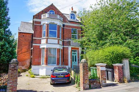 1 bedroom flat for sale, Linton Road, Hastings