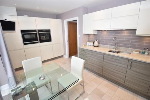 3 bedroom townhouse for sale, Kilkenny Place, Portishead