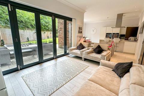 5 bedroom detached house for sale, Hayescroft Gardens, Didsbury, Manchester