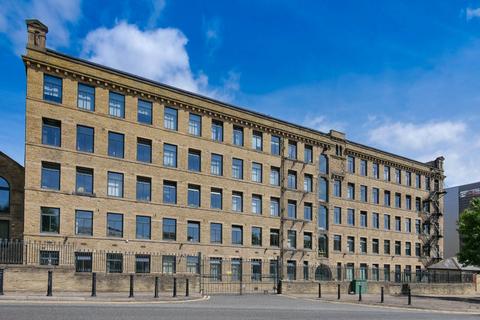 2 bedroom flat for sale, Salts Mill Road, West Yorkshire BD17