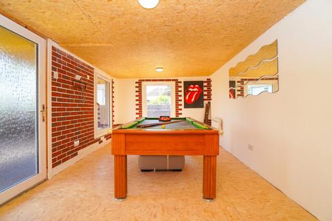 13 Beech Drive, Clydebank, G81 3QD