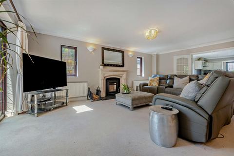 5 bedroom detached house for sale, Roseacre Lane, Bearsted, Maidstone